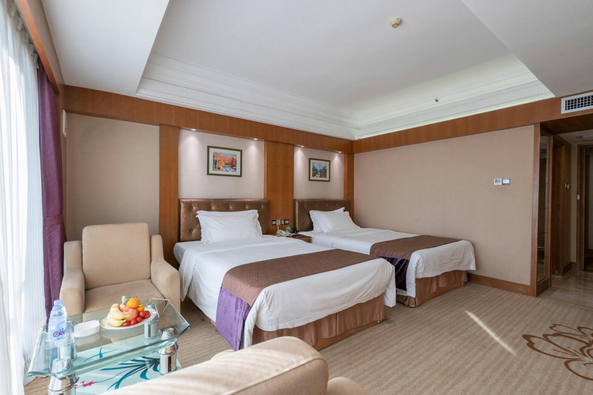 Nanyang King'S Gate Hotel--Free Shuttle Service To Canton Fair Exteriér fotografie